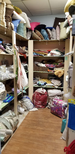 Thrift Store «Dog Junkies Thrift Store», reviews and photos, 4611 N Rancho Dr, Las Vegas, NV 89130, USA