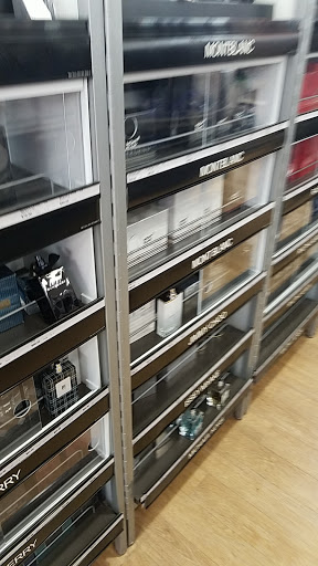 Hair Salon «Ulta Beauty», reviews and photos, 8210 Macedonia Commons Blvd #28, Macedonia, OH 44056, USA