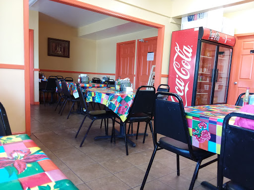 Sabor Latino Restaurant and Abarrotes Fuente de Dios