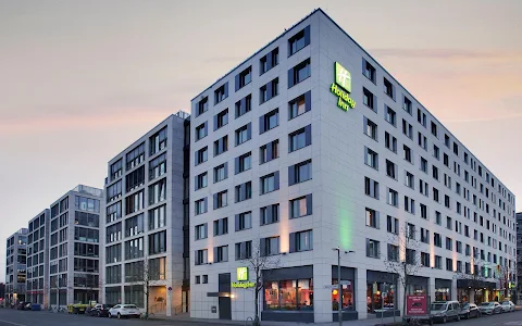 Holiday Inn Berlin - City East Side, an IHG Hotel image