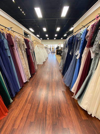 Bridal Shop «Darianna Bridal & Tuxedo», reviews and photos, 241 Easton Rd, Warrington, PA 18976, USA