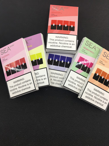 Tobacco Shop «Franklin Smoke Shop», reviews and photos, 24 East Central Street, Franklin, MA 02038, USA