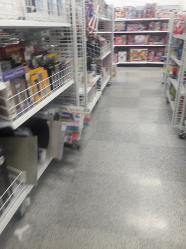 Clothing Store «Ross Dress for Less», reviews and photos, 10700 MacArthur Blvd, Oakland, CA 94605, USA