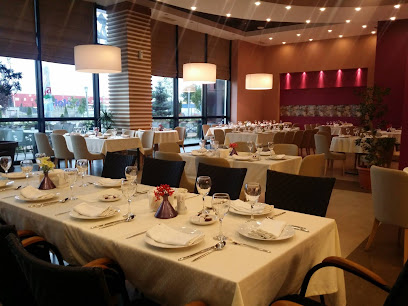 Restaurant Perla -Te Linda - Lidhja e Pejes, nr, 177, Prishtina 10000