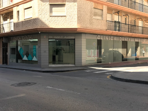 Clínica Dental Y Estética Dr juan Francisco Audisio en Torrevieja, Alicante