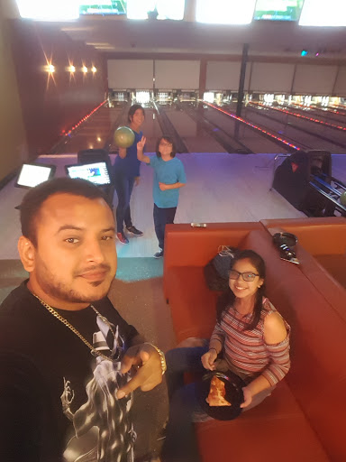 Bowling Alley «Stuart Bowl - Lanes & Lounge», reviews and photos, 1638 SE Federal Hwy, Stuart, FL 34994, USA