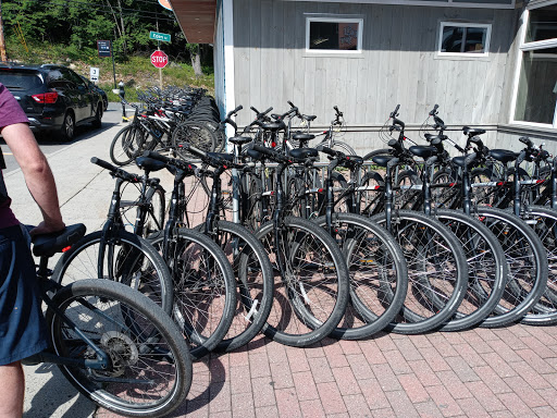 Bicycle Store «Bar Harbor Bicycle Shop», reviews and photos, 141 Cottage St, Bar Harbor, ME 04609, USA