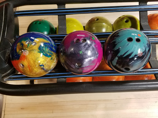 Bowling Alley «AMF Sayville Lanes», reviews and photos, 5660 Sunrise Hwy, Sayville, NY 11782, USA