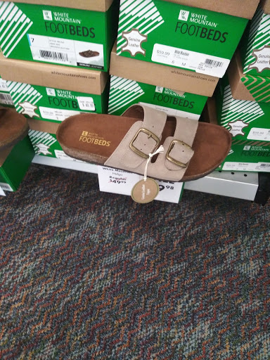 Shoe Store «Shoe Carnival», reviews and photos, 466 Pinnacle Pkwy, Bristol, TN 37620, USA