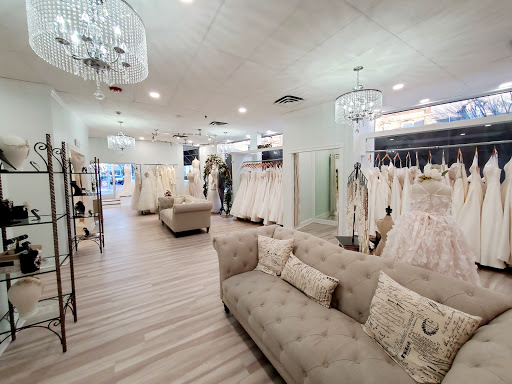 Bridal Shop «Le Bella Donna Bridal & Formal Shop», reviews and photos, 319 York Rd, Jenkintown, PA 19046, USA