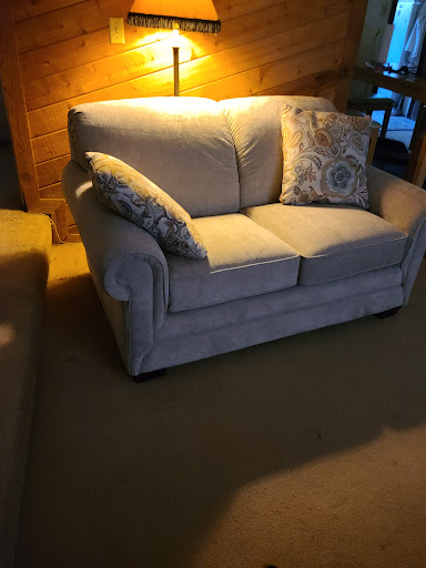 Furniture Store «La-Z-Boy Furniture: Warehouse», reviews and photos, 20752 SW 120th Ave, Tualatin, OR 97062, USA