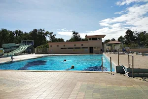 Michel-Debré Olympic public swimming pool image