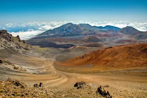 Haupa‘Akea Peak image