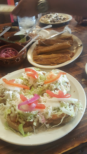 Antojitos Doña Claris