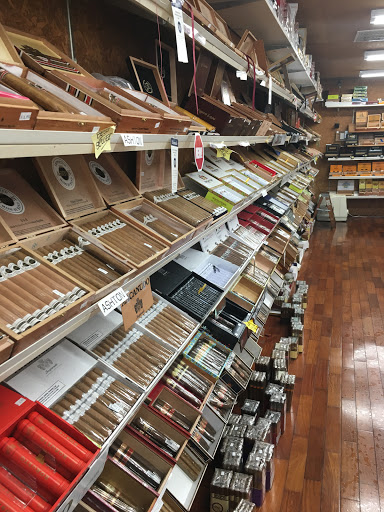 Tobacco Shop «Mr Tobacco Shop II», reviews and photos, 2031 Jericho Turnpike, East Northport, NY 11731, USA