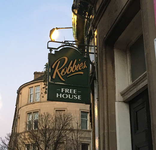 Comments and reviews of Robbies