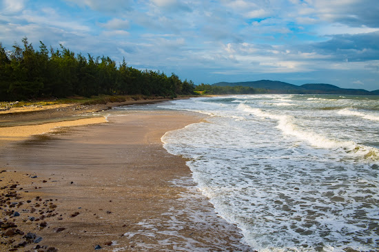 Dau Dong Beach