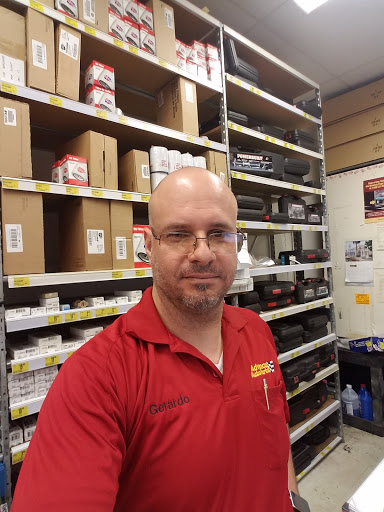 Auto Parts Store «Advance Auto Parts», reviews and photos, 6520 SW 8th St, West Miami, FL 33144, USA