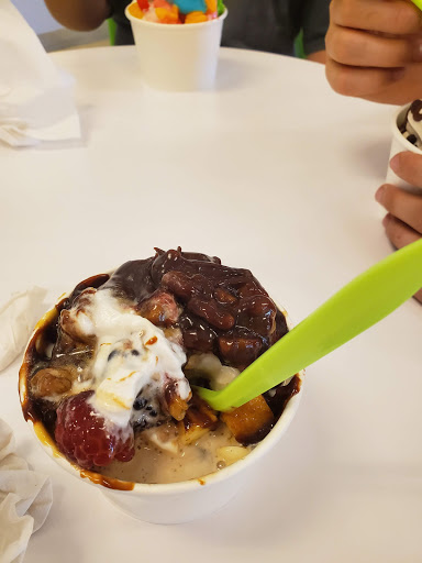 Frozen Yogurt Shop «Chill Yogurt Cafe», reviews and photos, 6167 Airport Blvd, Mobile, AL 36608, USA