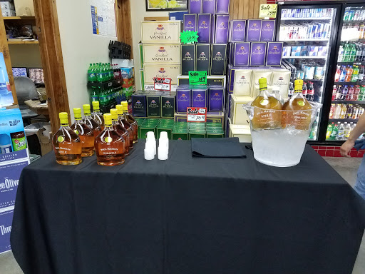 Liquor Store «Bearcreek Beverage & Spirits», reviews and photos, 1350 E Bear Creek Rd, Glenn Heights, TX 75154, USA