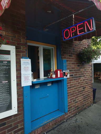 Breakfast Restaurant «The Waffle Window», reviews and photos, 3610 SE Hawthorne Blvd, Portland, OR 97214, USA