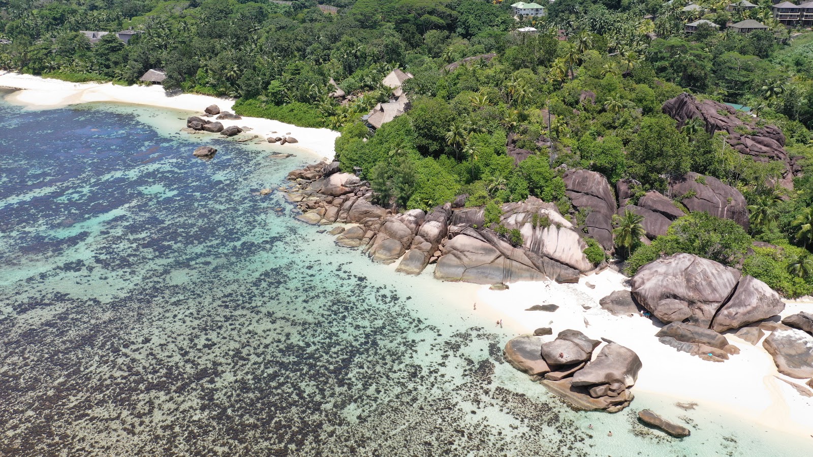 Baie Lazare Beach photo #7