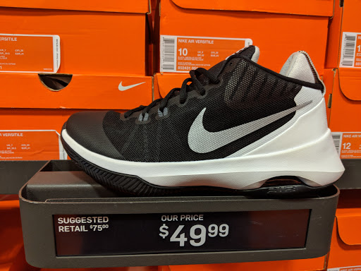Clothing Store «Nike Factory Store», reviews and photos, 4250 W Anthem Way #375, Anthem, AZ 85086, USA