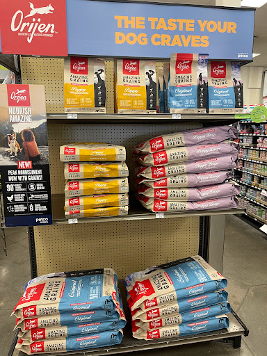 Pet Supply Store «Petco Animal Supplies», reviews and photos, 31419 Pacific Hwy S, Federal Way, WA 98003, USA