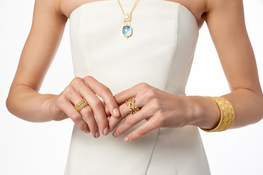 Jewelry Store «A&J Jewelers», reviews and photos, 1575 Scenic Hwy N #200, Snellville, GA 30078, USA