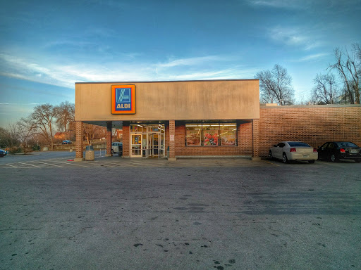 Supermarket «ALDI», reviews and photos, 6415 Troost Ave, Kansas City, MO 64131, USA