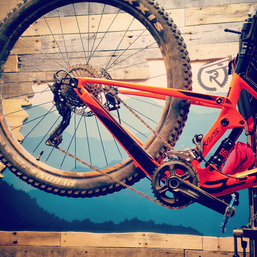 Bicycle Repair Shop «Riverside Bicycle Shop», reviews and photos, 101 N Riverside Dr, Clarksville, TN 37040, USA