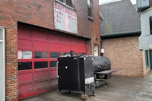 Bean's Barbeque image