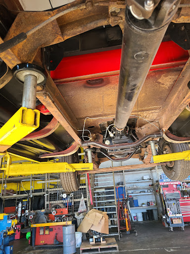 Auto Repair Shop «Meineke Car Care Center», reviews and photos, 2630 E Bell Rd #1, Phoenix, AZ 85032, USA