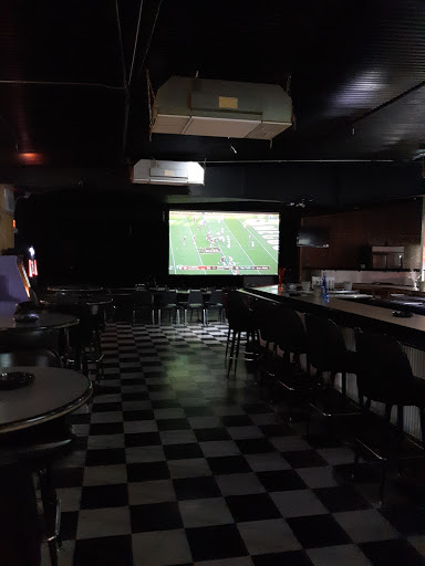 Sports Bar «Super Bowling Lanes and Sports Bar», reviews and photos, 4416 Pinson Valley Pkwy, Birmingham, AL 35215, USA