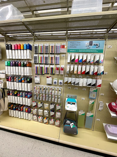 Craft Store «Hobby Lobby», reviews and photos, 3512 Metro Dr, Council Bluffs, IA 51503, USA