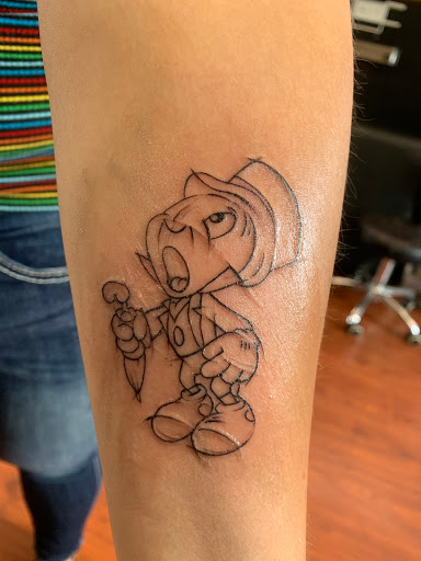 Tattoo Shop «Good Luck Tattoo», reviews and photos, 1011 41st Ave, Santa Cruz, CA 95062, USA