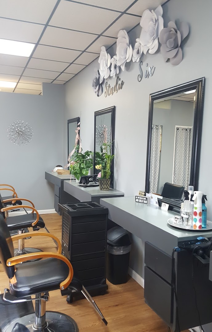 Studio 6 Salon