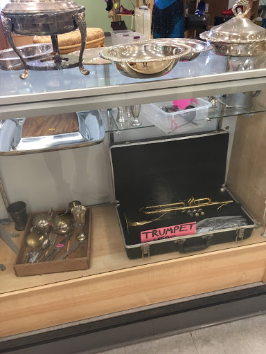 Thrift Store «Humane Society Thrift Store», reviews and photos, 4445 20th St, Vero Beach, FL 32966, USA