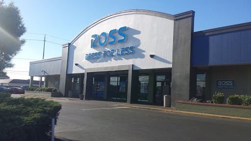 Clothing Store «Ross Dress for Less», reviews and photos, 2931 S 38th St, Tacoma, WA 98409, USA