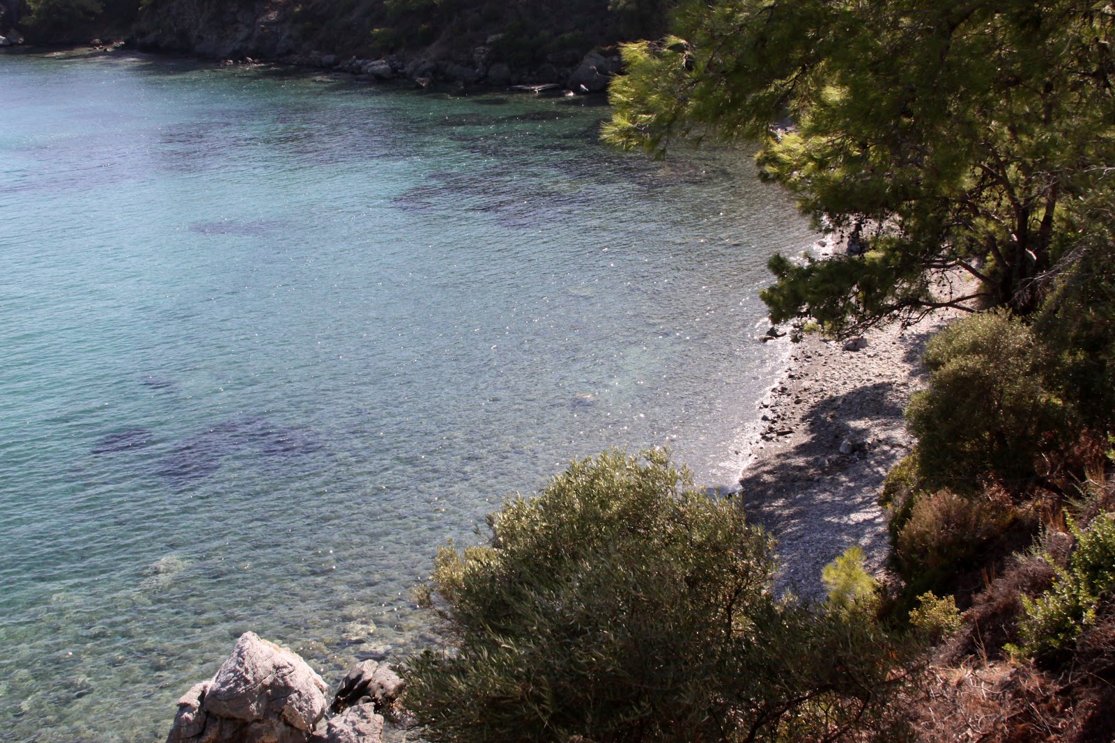 Foto von Mazikoy beach II mit eine gerade küstenlinie