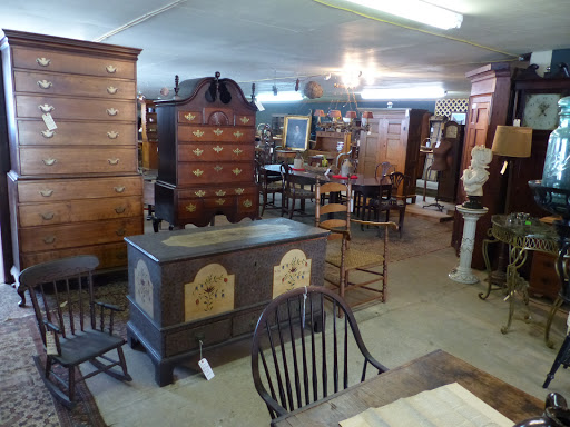 Antique Furniture Store «Hogback Vintage», reviews and photos, 260 Langdell Rd, Johnson, VT 05656, USA