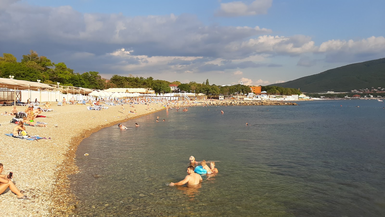 Photo de Plyazh Kabardinka - endroit populaire parmi les connaisseurs de la détente