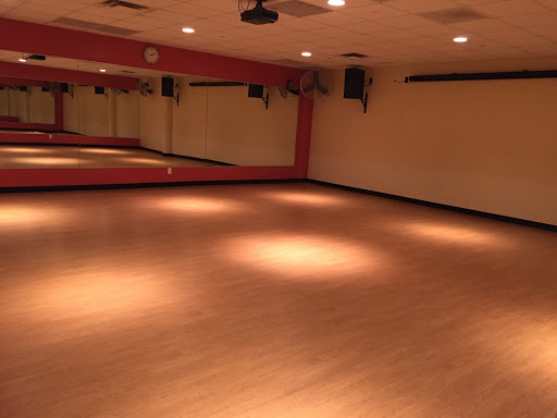 Gym «Retro Fitness», reviews and photos, 170 Schuyler Ave, North Arlington, NJ 07031, USA