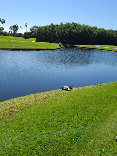 Private Golf Course «Deering Bay Yacht and Country Club», reviews and photos, 13610 Deering Bay Dr, Miami, FL 33158, USA