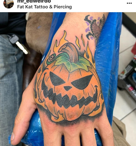 Tattoo Shop «Fat Kat Tattoo & Body Piercing», reviews and photos, 9920 Beach Blvd, Jacksonville, FL 32246, USA