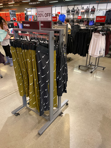 Sporting Goods Store «Nike Factory Store», reviews and photos, 1 Premium Outlet Blvd #699, Tinton Falls, NJ 07753, USA