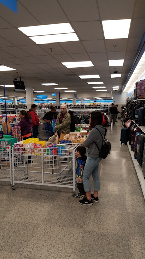 Clothing Store «Ross Dress for Less», reviews and photos, 3450 Village Dr, Castro Valley, CA 94546, USA