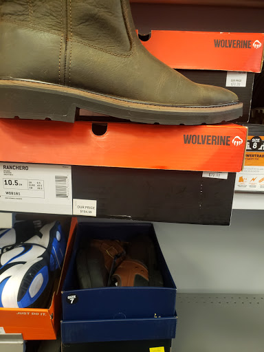 Shoe Store «Shoe Carnival», reviews and photos, 1905 Scenic Hwy S, Snellville, GA 30078, USA