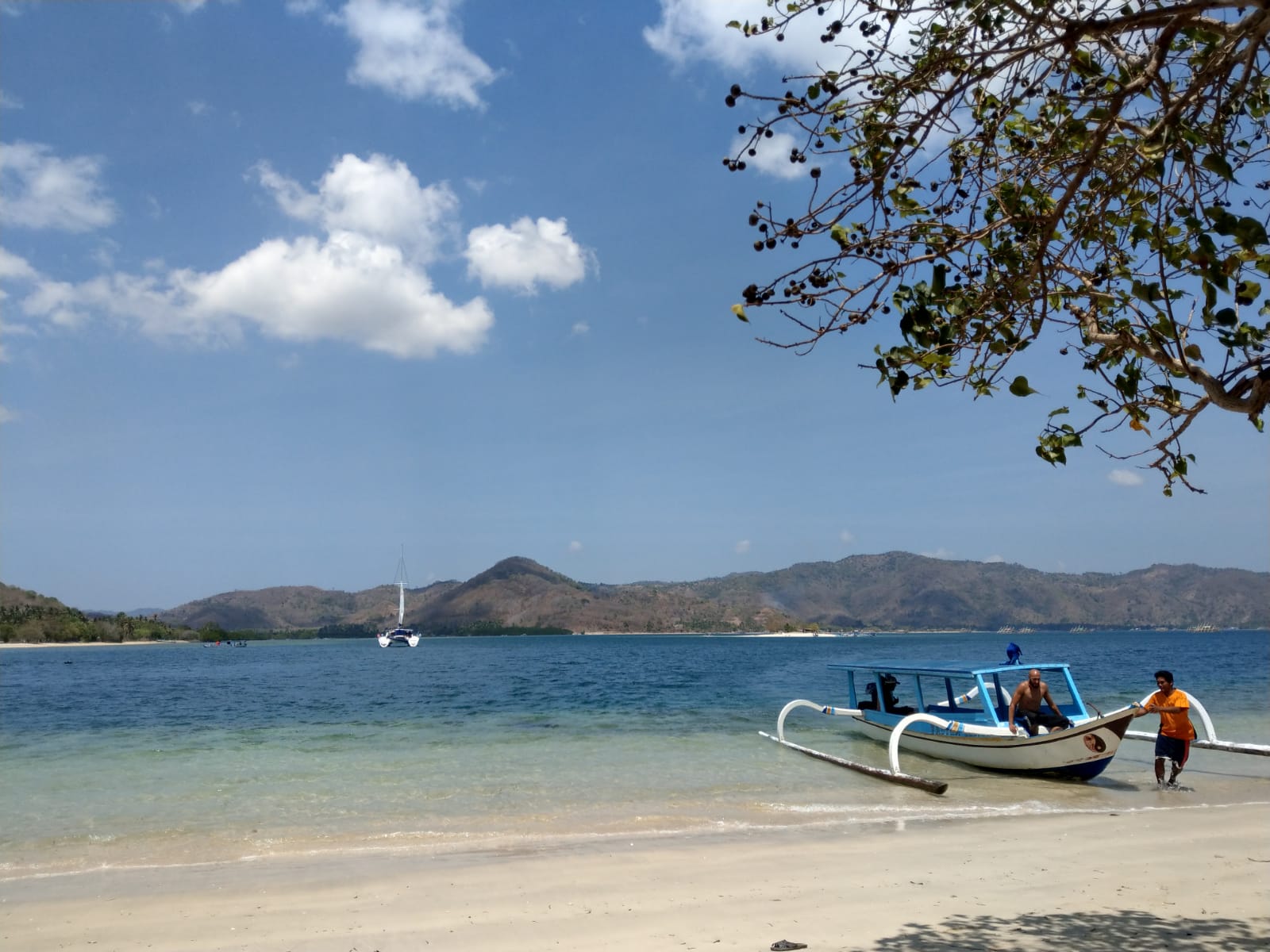 Foto von Sunset Bay Resort Beach mit langer gerader strand