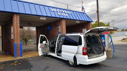 Car Wash «Brentwood Car Wash», reviews and photos, 2710 Breckenridge Industrial Ct, Brentwood, MO 63144, USA